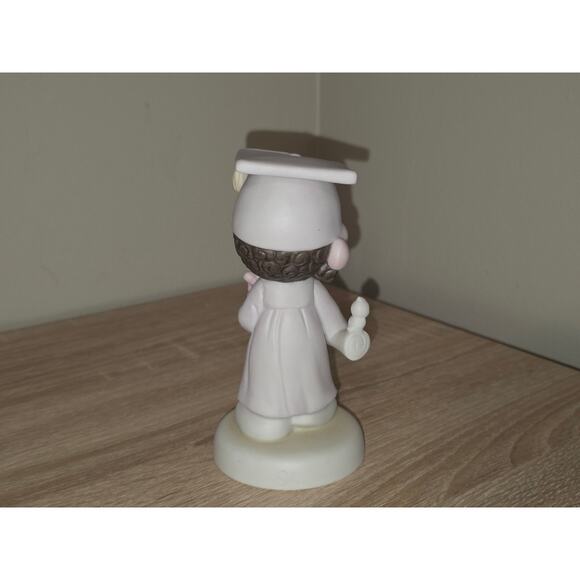 Precious Moments the Lord Bless You and Keep You 1993 #532126 Graduation - Picture 3 of 7